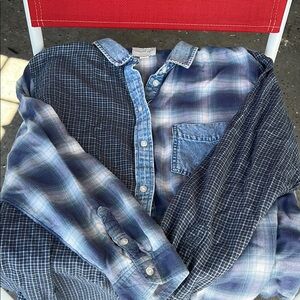 American Eagle Outfitters Blue Button Down Shirt